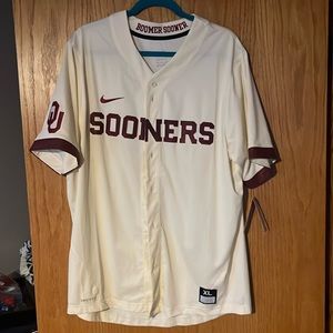 Nike Dri-Fit Oklahoma Sooners Baseball Jersey.  Men’s size XL.